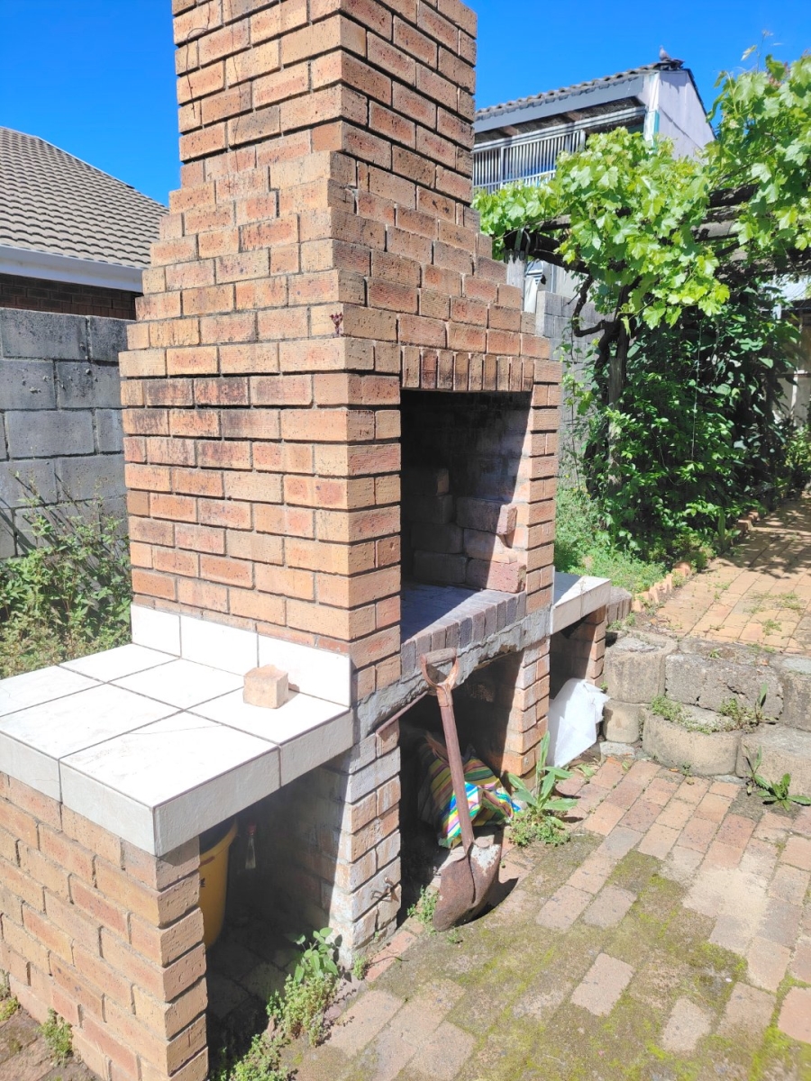 4 Bedroom Property for Sale in Pniel Western Cape